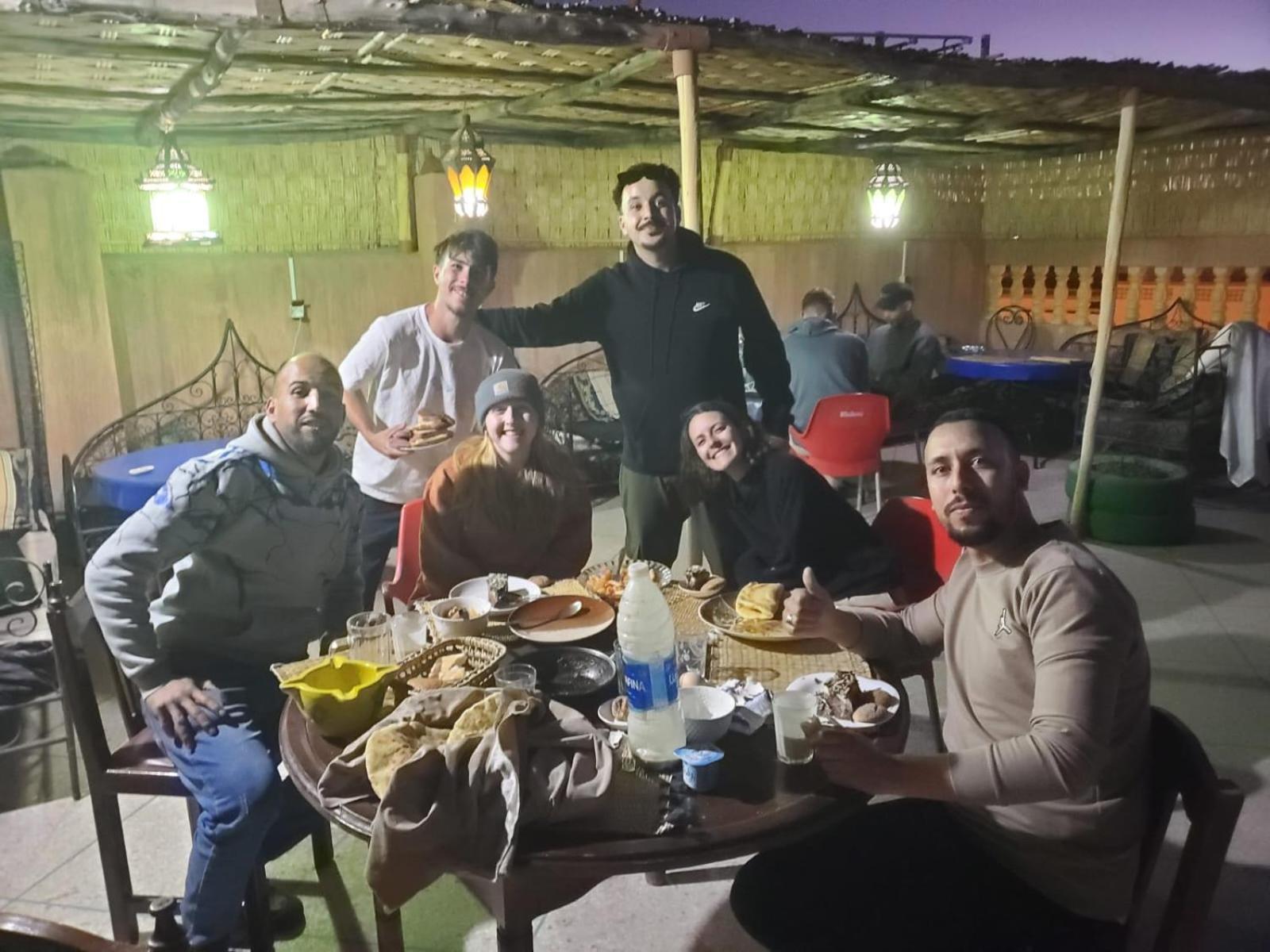 אוארצאצטה Hostel Afgo Rooftop מראה חיצוני תמונה