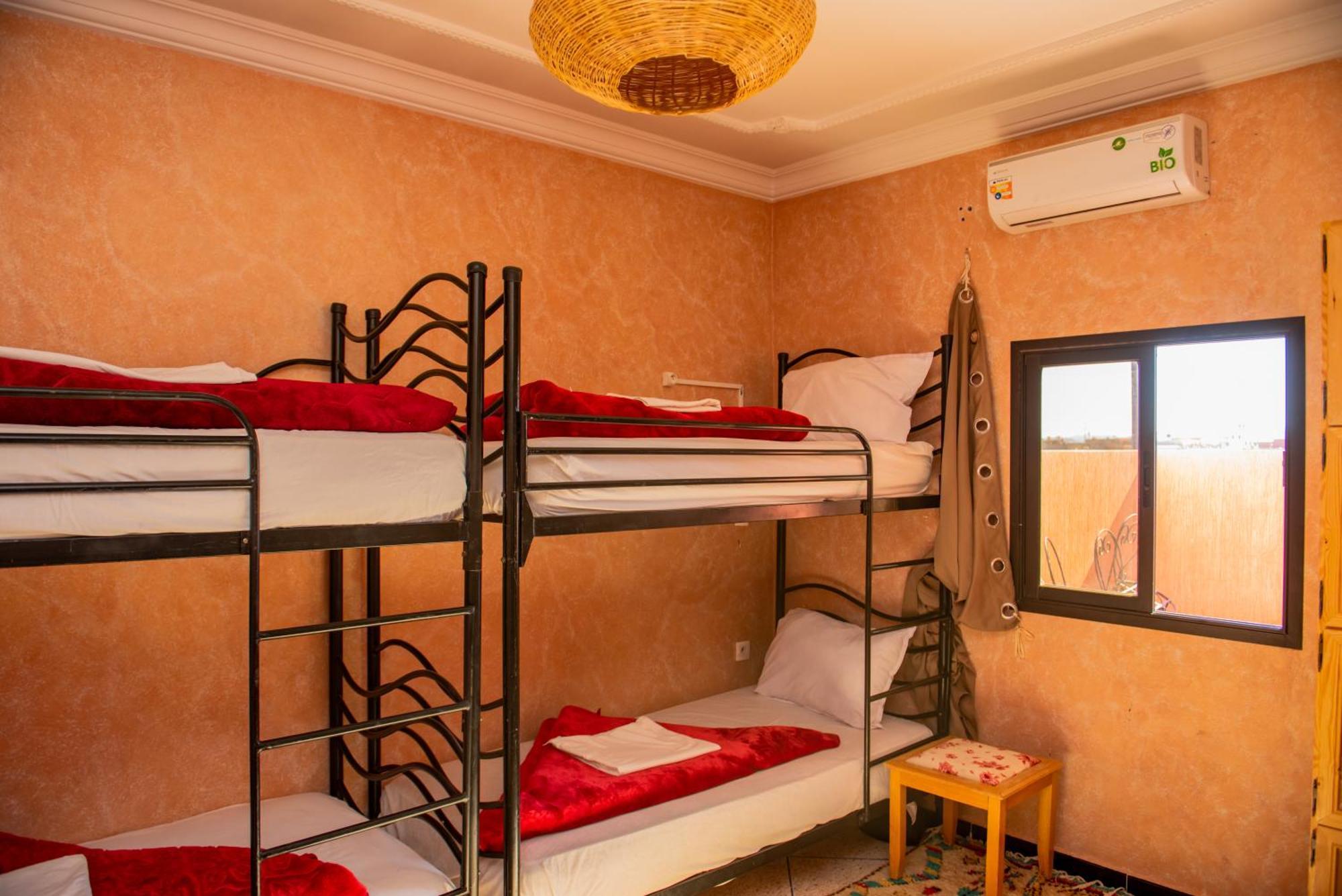 אוארצאצטה Hostel Afgo Rooftop מראה חיצוני תמונה